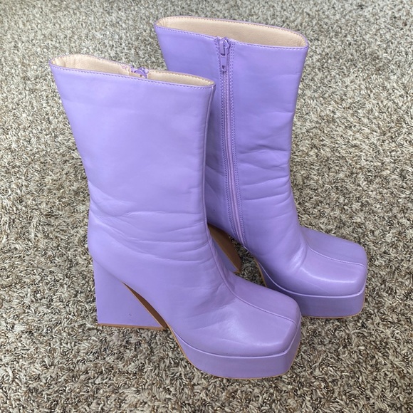 DOLLS KILL Lilac That Mystique Platform Boots Vegan Leather Size 8 Daphne Blake - Picture 4 of 9